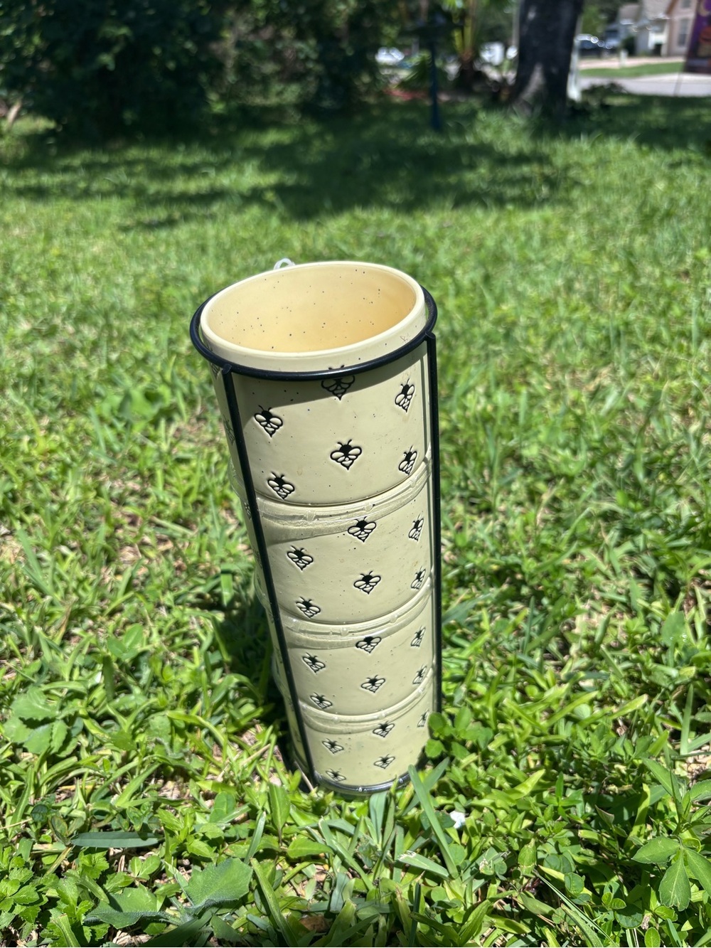 Yellow Ceramic Stackable Mug Set with Metal Rack - Picture 7 of 7